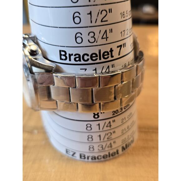 Michael Kors Silver and White Women's Watch - Picture 8 of 9